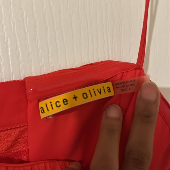 ALICE + OLIVIA Red Silk Strapless Dress Pleated Party Cocktail Mini Size 4 - Picture 3 of 4